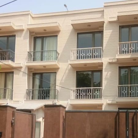 Uds Villa Scandinavian B&B - Next To Vfs Nova Deli Exterior foto